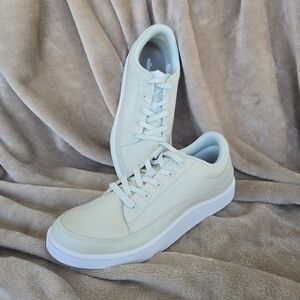 Allbirds Plant Pacer Sneaker Dreamy Green Blizzard Sole